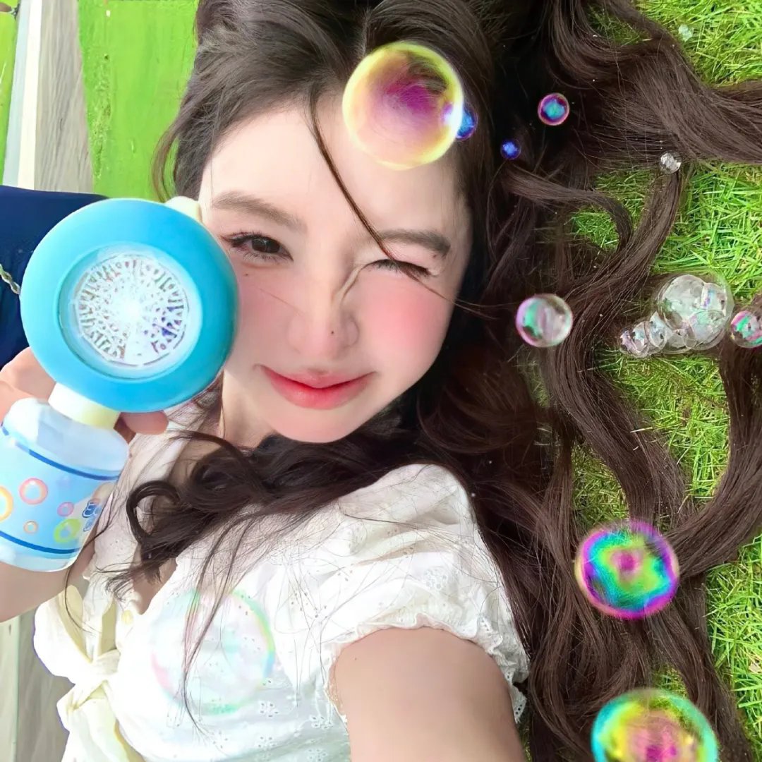 皇室团宠，奶宝公主么么哒